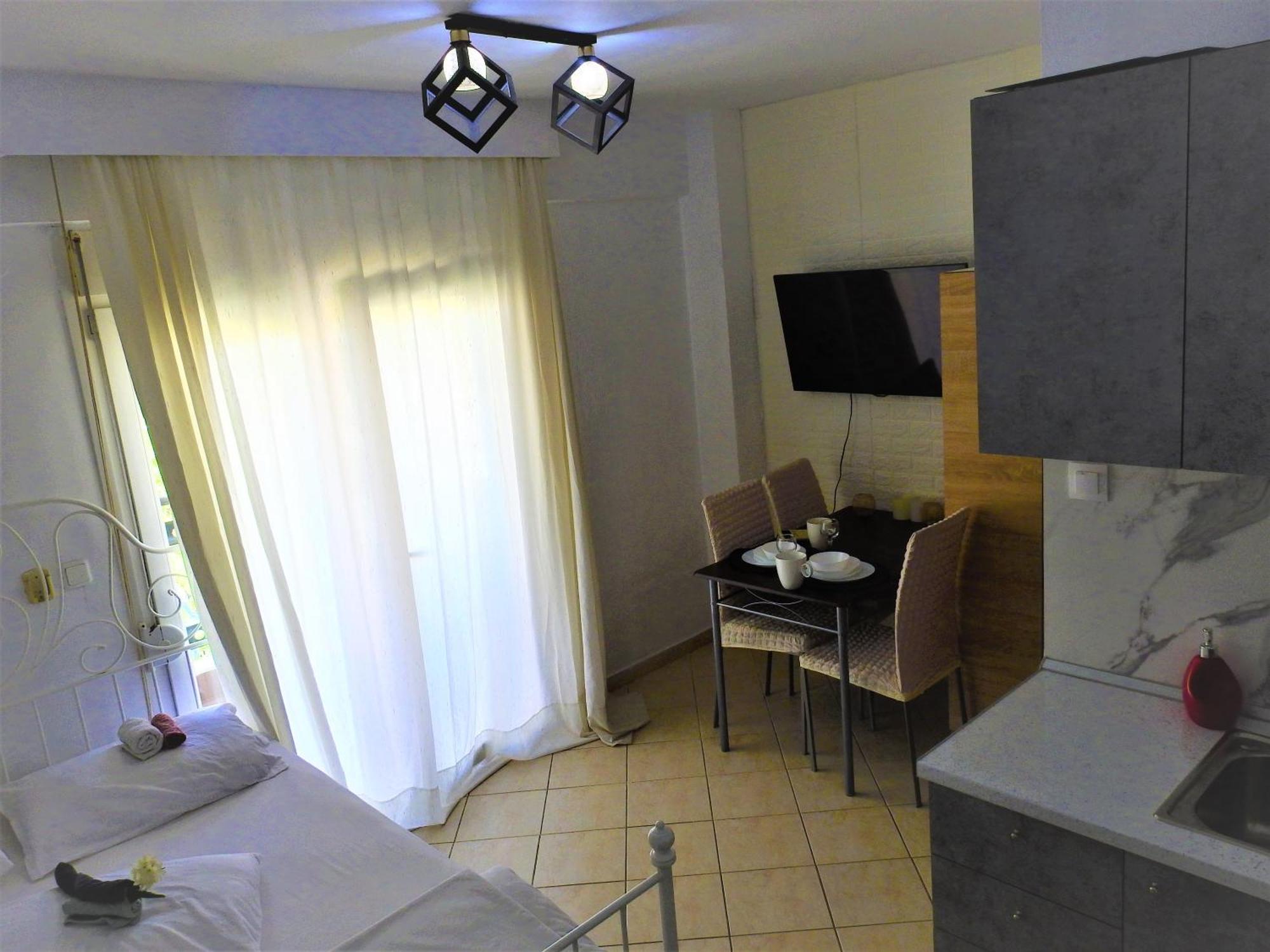 Konstantinos'S Luxury Studio Thessaloniki Exterior photo