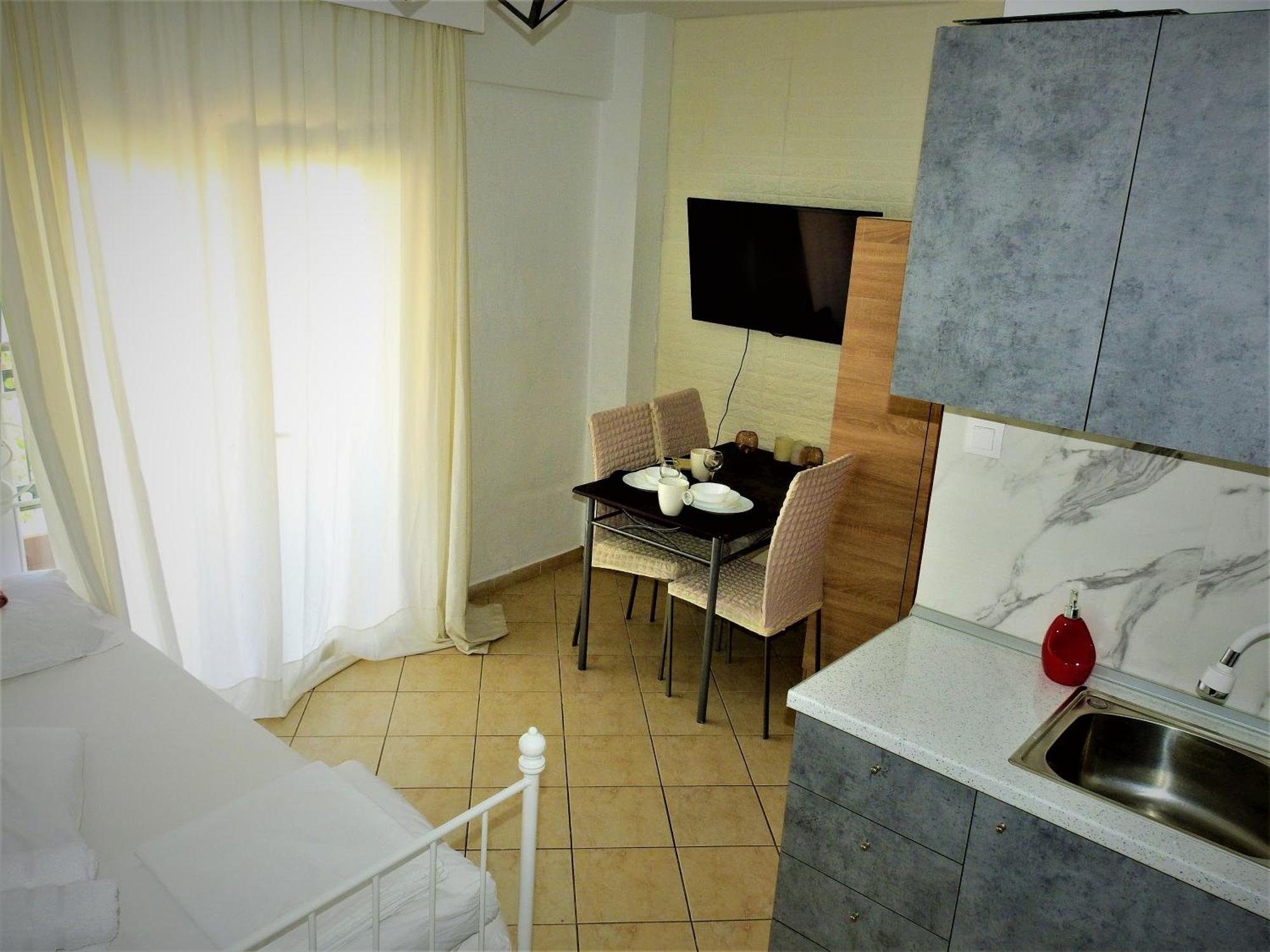 Konstantinos'S Luxury Studio Thessaloniki Exterior photo