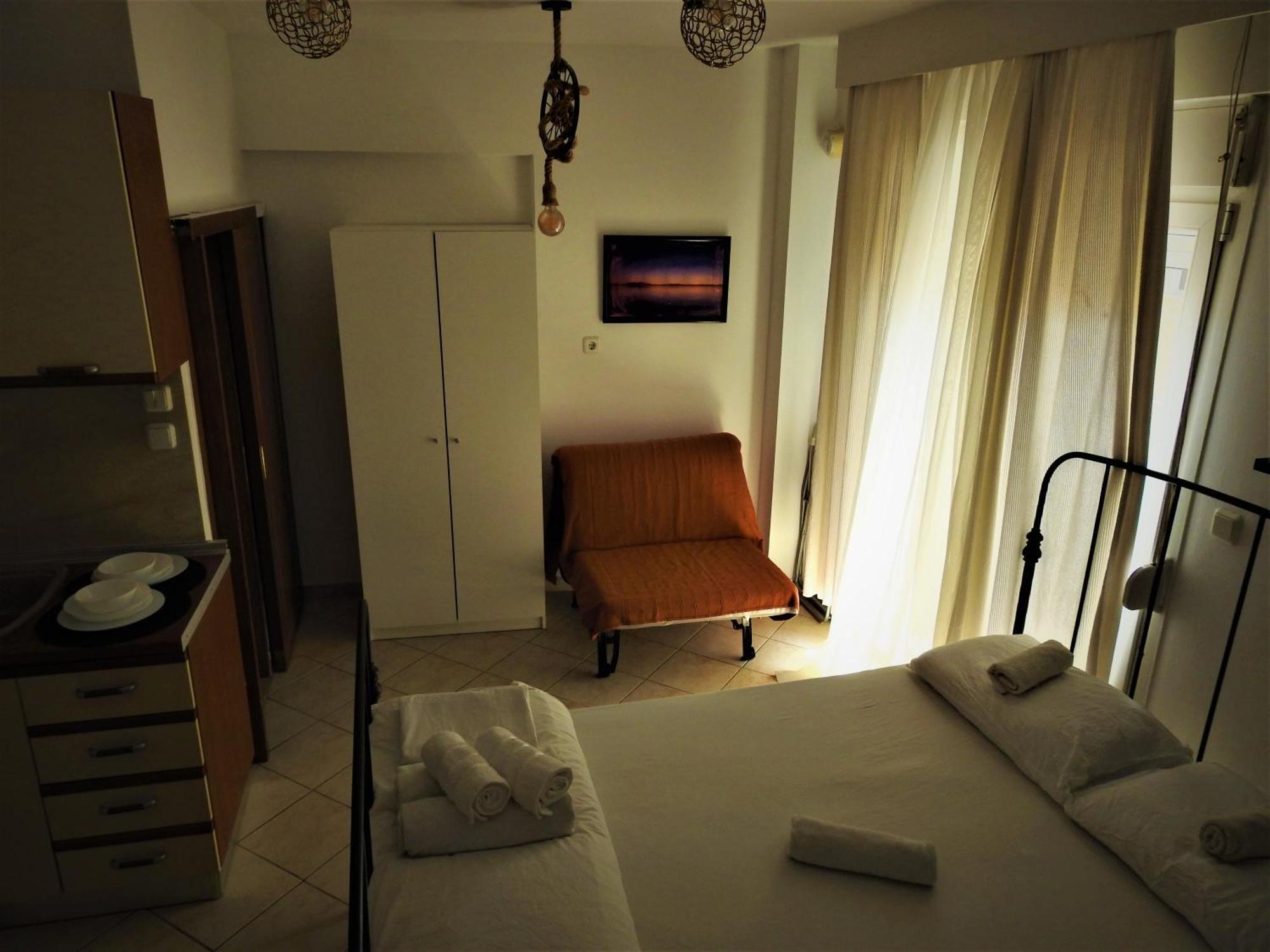 Konstantinos'S Luxury Studio Thessaloniki Exterior photo