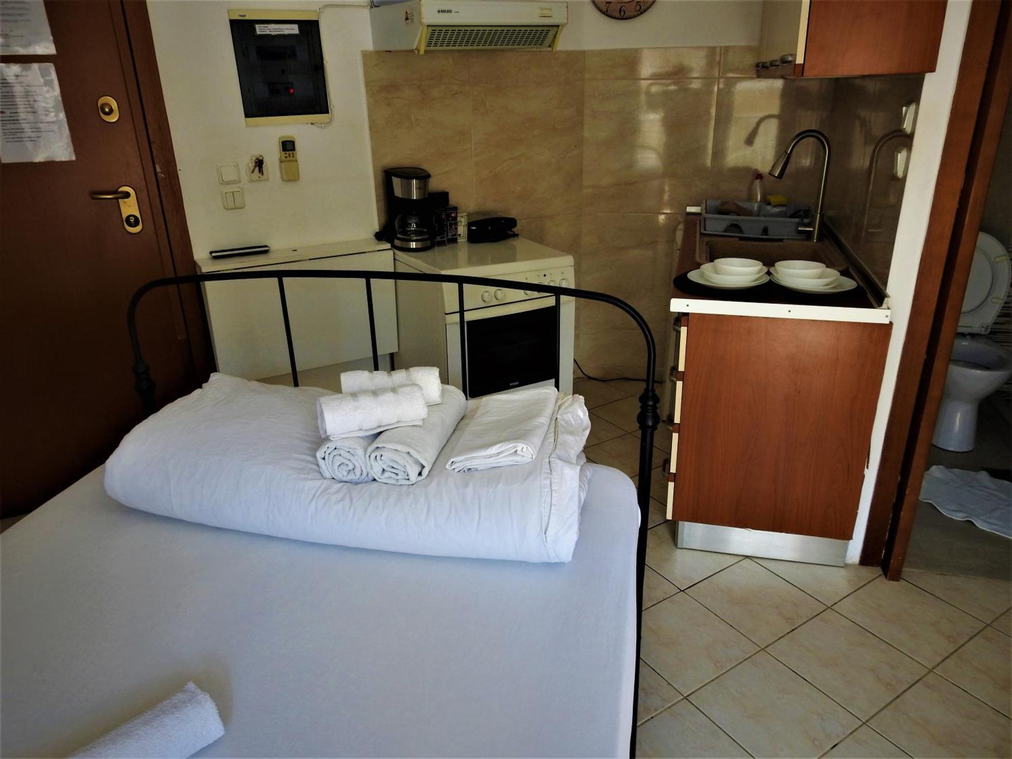 Konstantinos'S Luxury Studio Thessaloniki Exterior photo