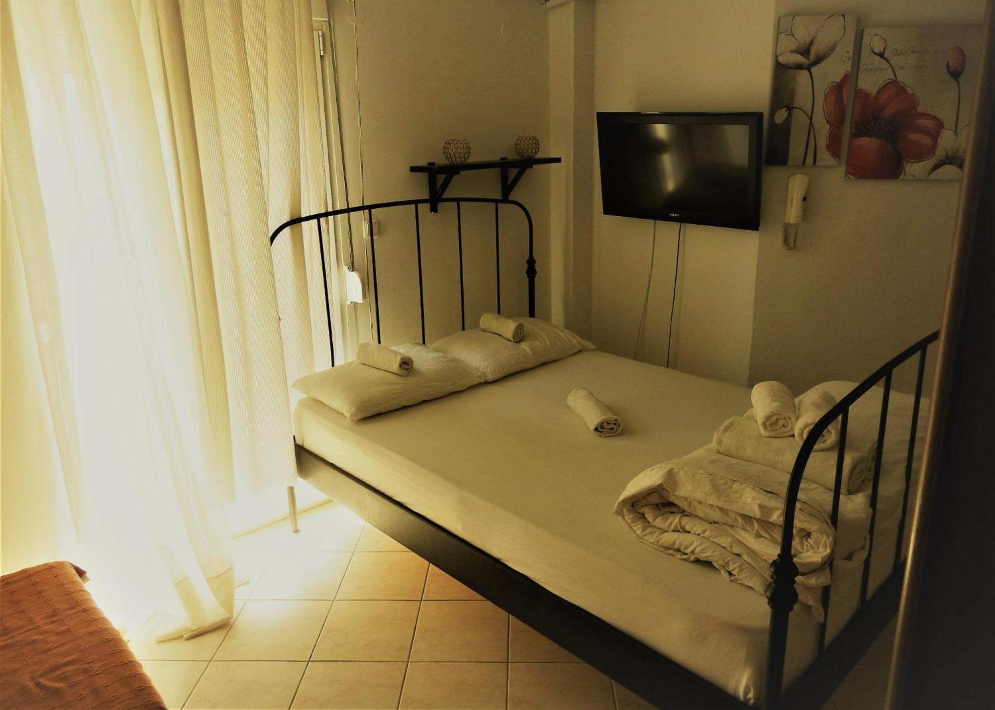 Konstantinos'S Luxury Studio Thessaloniki Exterior photo